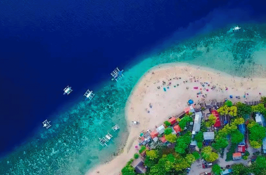 <b>菲律宾旅游持续火爆！今年已接待超500万次游客</b>