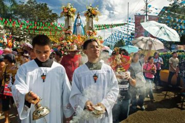 感受菲律宾传统文化节日-圣婴节