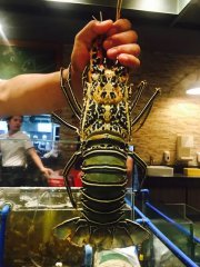 Seafood City Restaurant（离JY Mall很近）